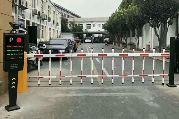 停车场车牌识别系统的识别步骤是什么呢(图1)